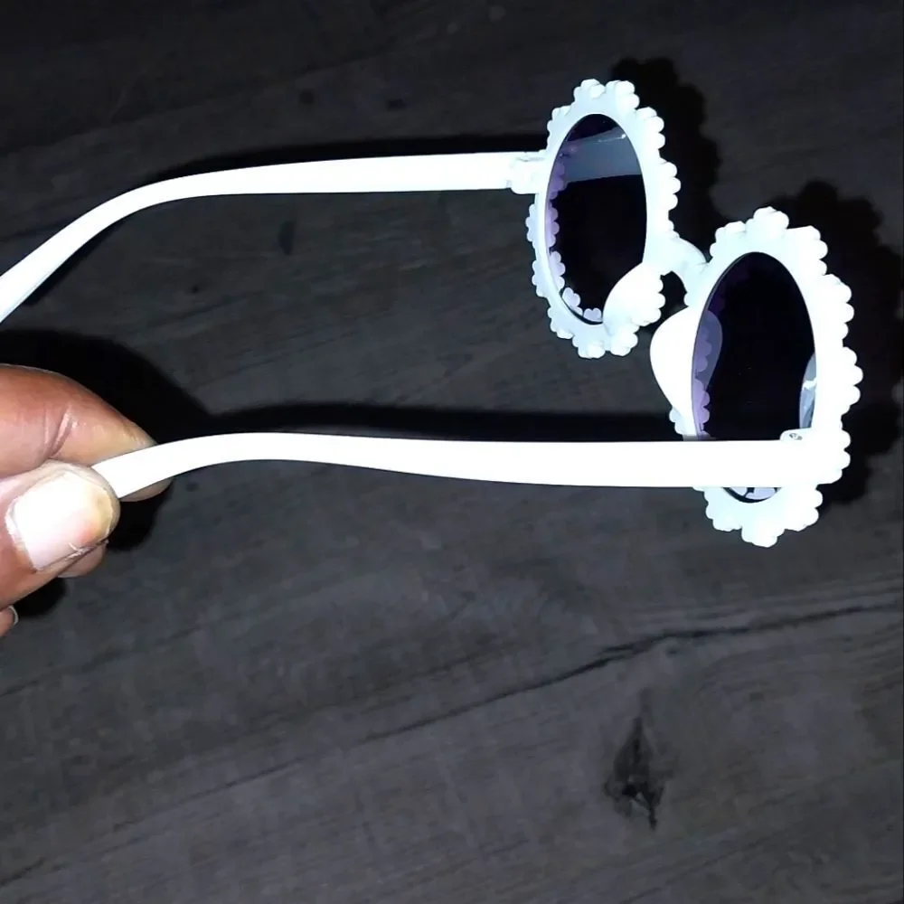 White Super cute Floral Rim Kids Sunglasses